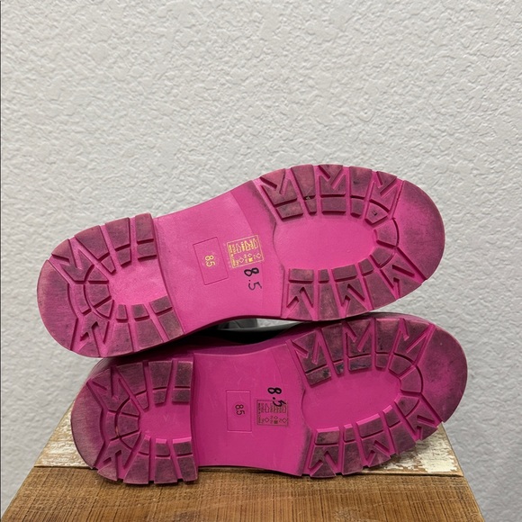 Azalea Wang Ghosted Flatform Chelsea Boots - Picture 7 of 7